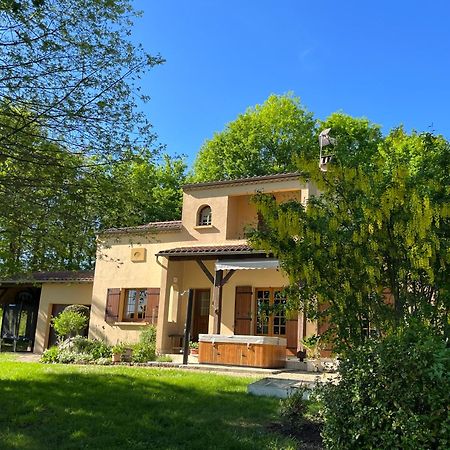 Maison De Vacances Macou 2 Capdrot Bagian luar foto