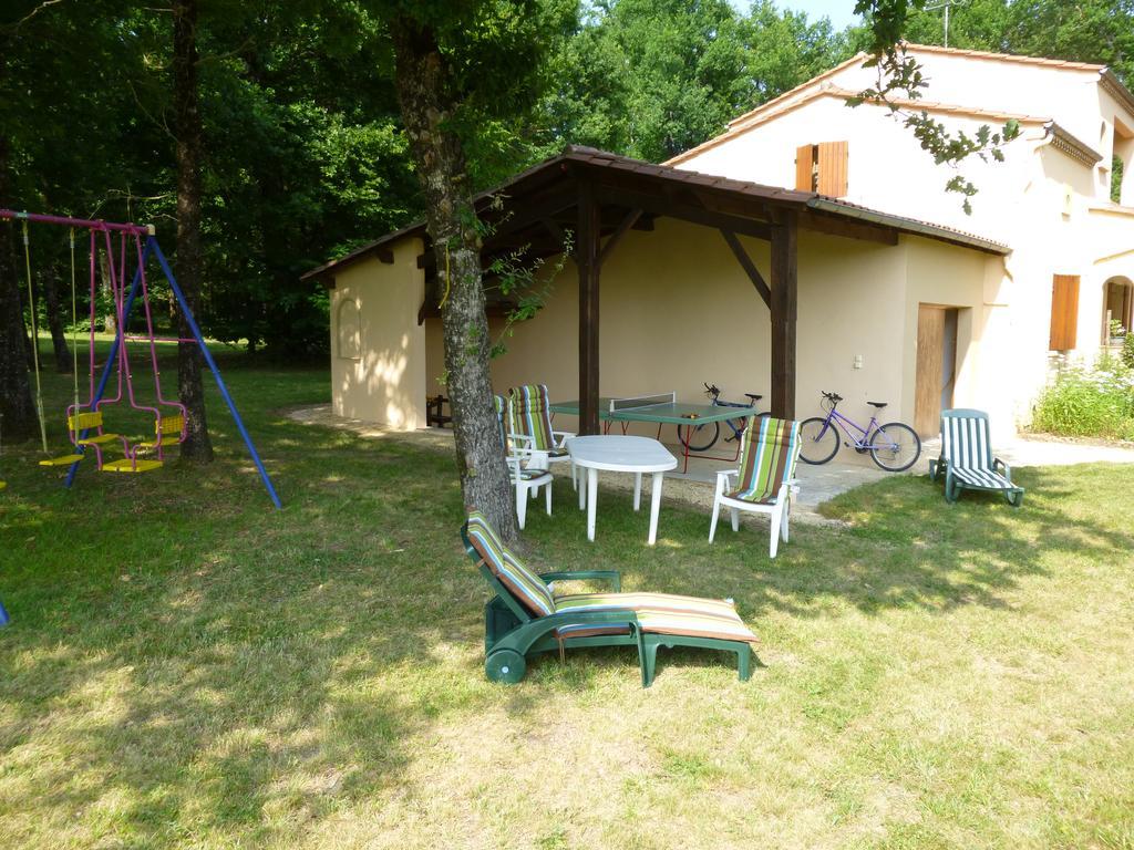 Maison De Vacances Macou 2 Capdrot Bagian luar foto
